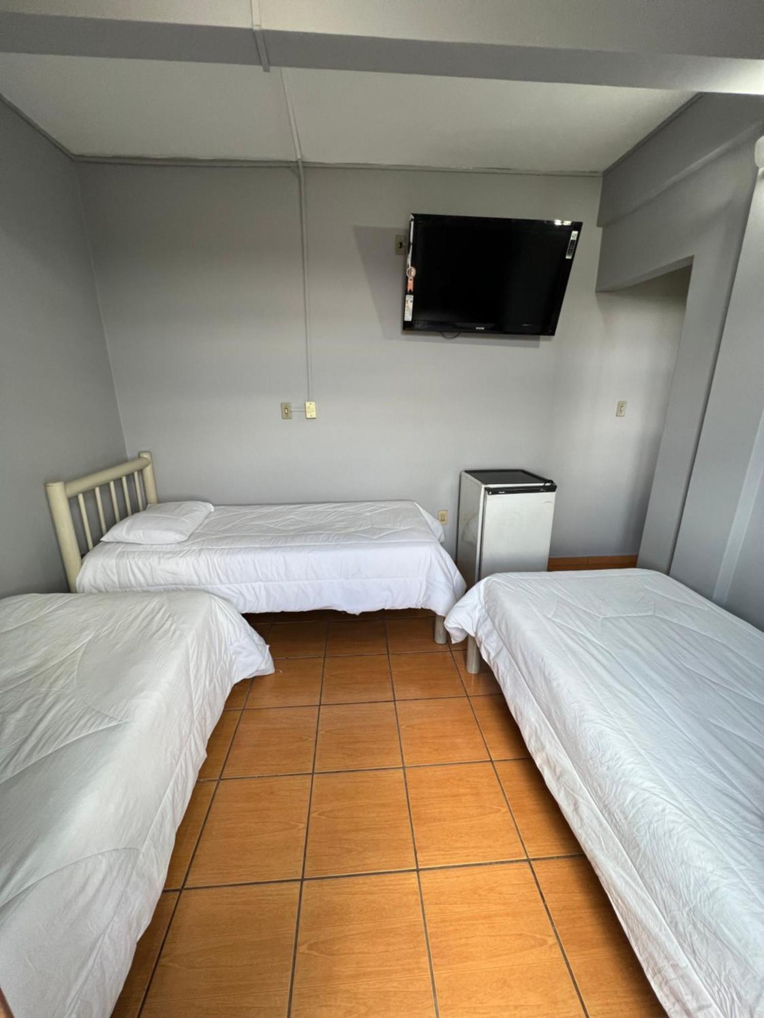 Premium Center Hotel Betim Luaran gambar
